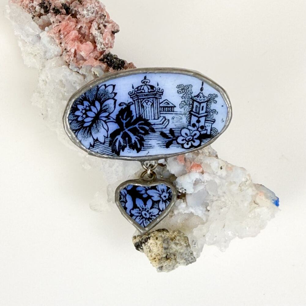 Handmade Vintage Ceramic Brooch View 4